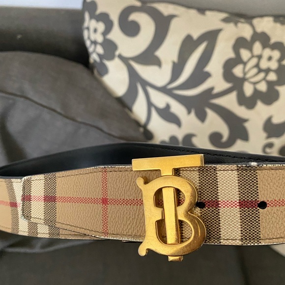 Burberry belt - Picture 3 of 3